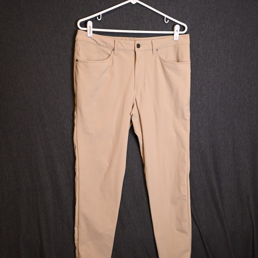 Lululemon Men's 33 (33x30) ABC Beige Pants Casual Stretch Trousers